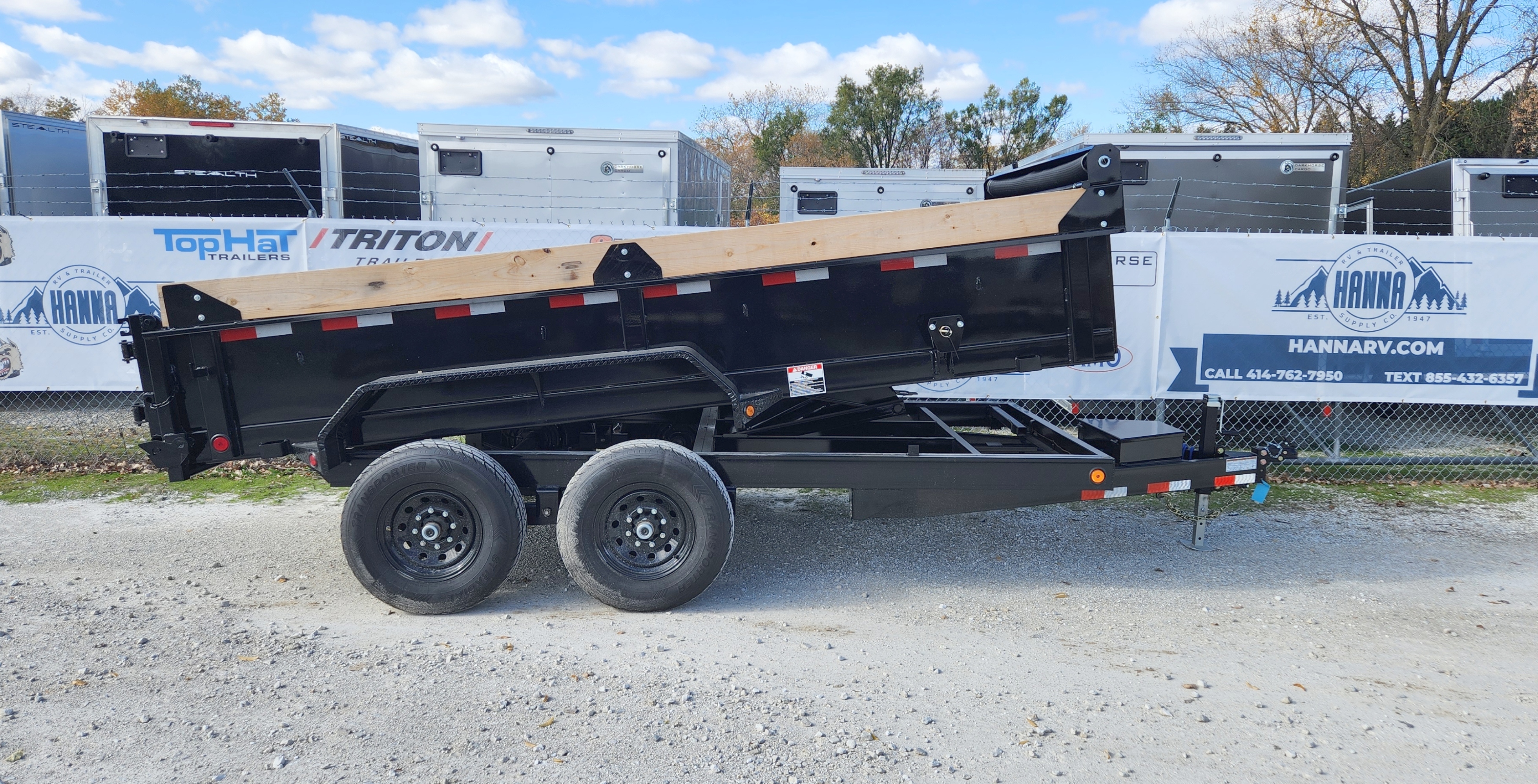 Load Trail 83" X 14' Tandem Axle 14,000 Lb Dump Trailer with Scissor